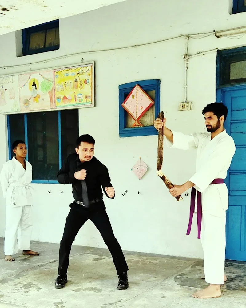 Mahaguru Naveen Hickey disciples association One man army institute of martial arts 6 no. puliya opposite wow tower ring road — Martial Arts in Kidduwala