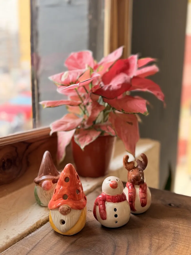 Floating by everyday Paint your own Pottery — Art & Craft in Amapara