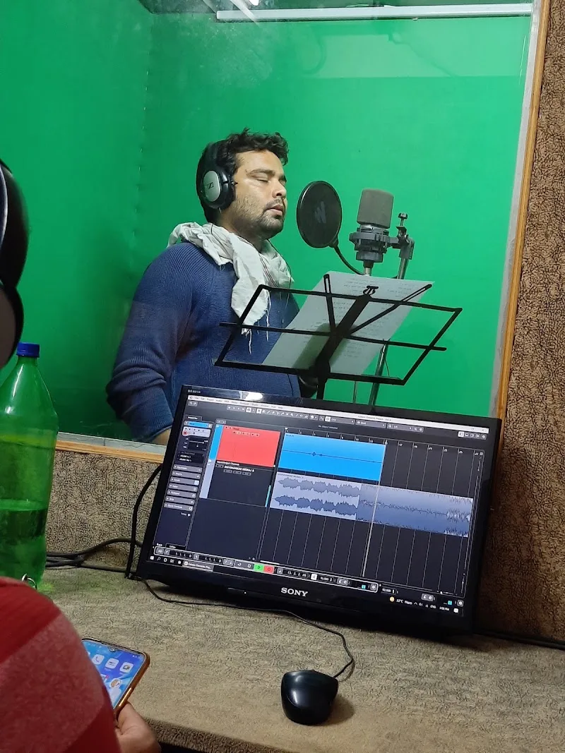 Varnika Music Classes — Music in Shivpur