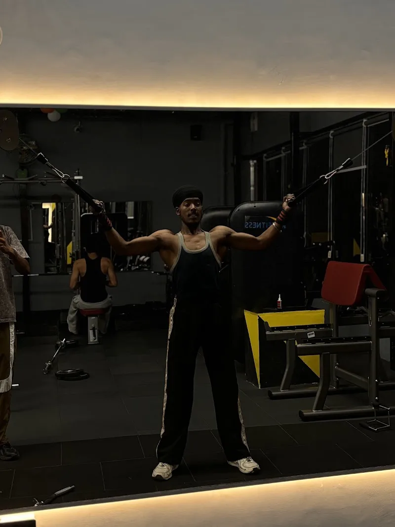 VibeFit Club — Karanpur