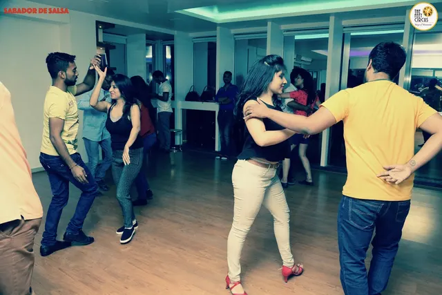 The Feet Circus — Dance in Koregaon Park