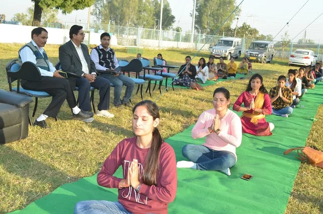 Health & Health Reforms (Dr. Vivek Agrawal ,YOGA Expert) — Yoga in Race Course