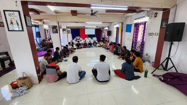 Art Of Living Center — Yoga in Nava Naroda