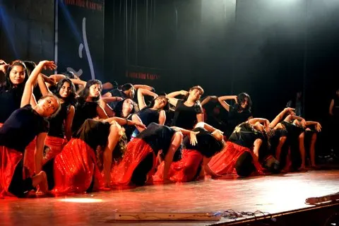 Dancing Curve — Dance in Pimple Saudagar