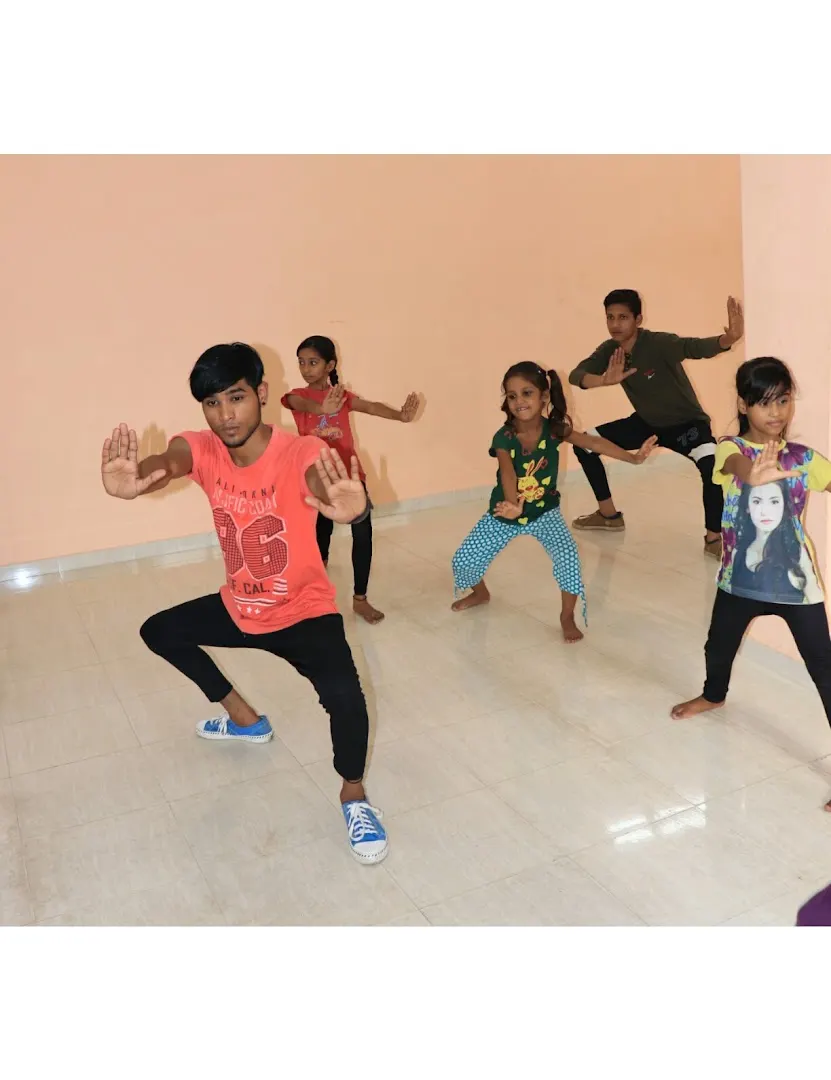 STONE BREAKERS DANCE ACADEMY — Dance in Saijpur Bogha