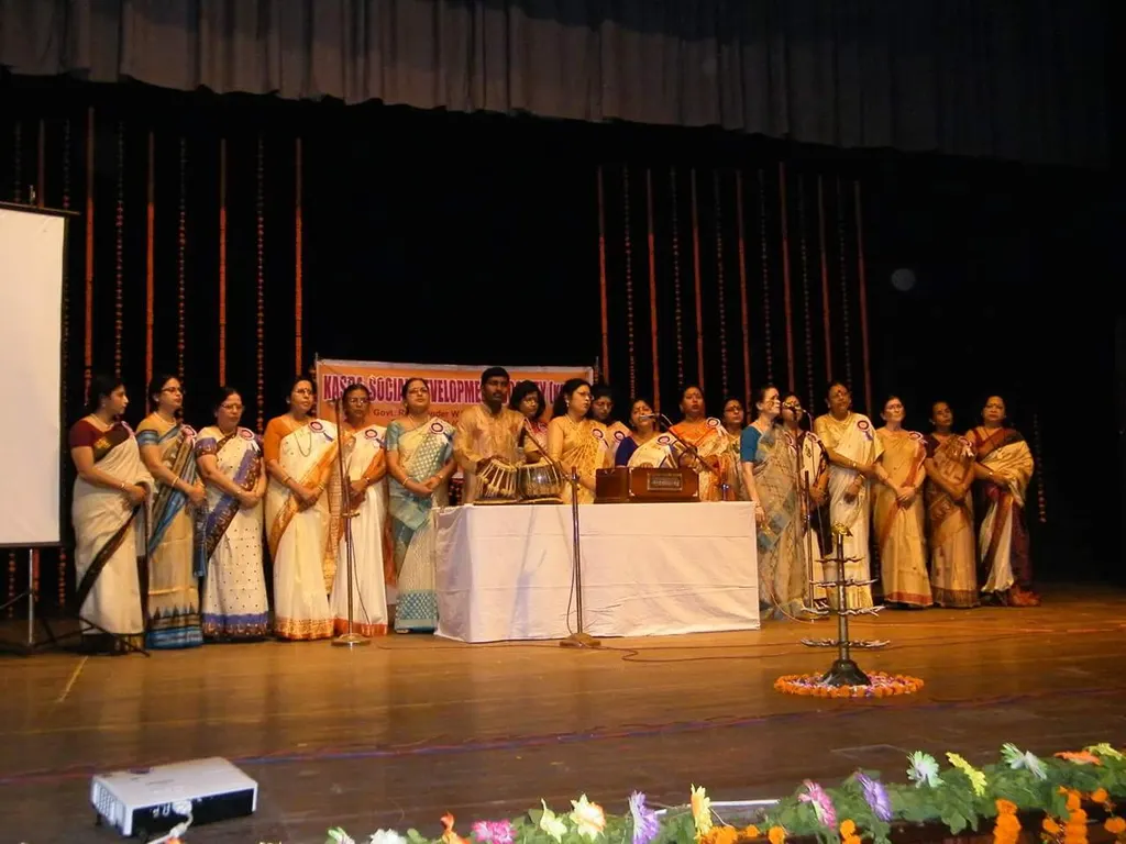 FUNKAR NATIONAL INSTITUTE — Art & Craft in Kasba
