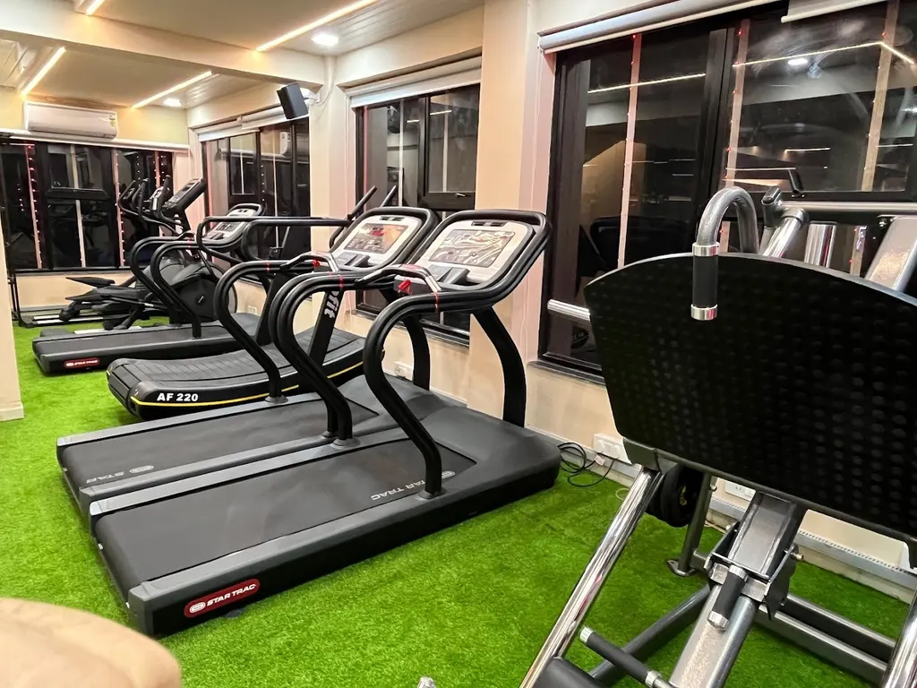 Fitniq Gym — Yoga in Dhanori