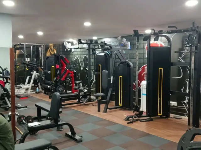 BODY LINE GYM & FITNESS CENTRE