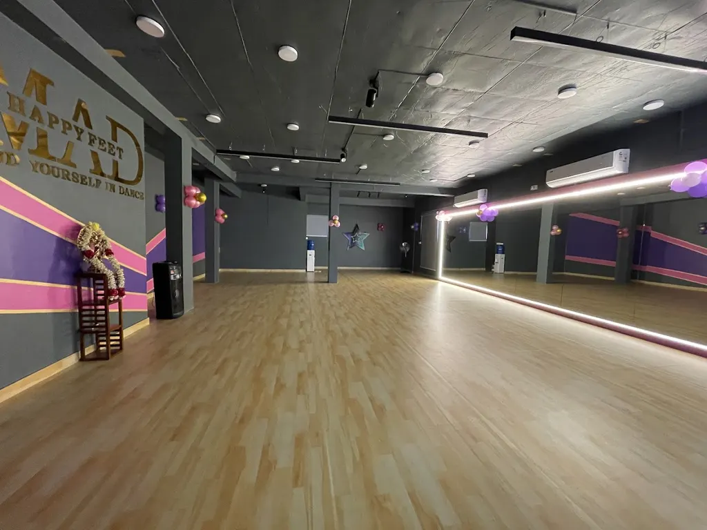 MAD HAPPY FEET DANCE COMPANY — Dance in Anna Nagar West Extension