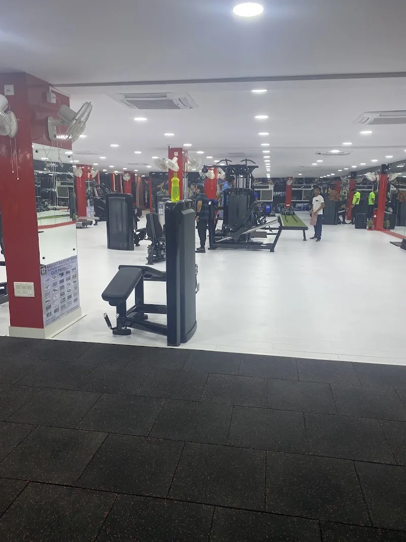 Life Fitness 24x7 — Fitness Center in Mowa