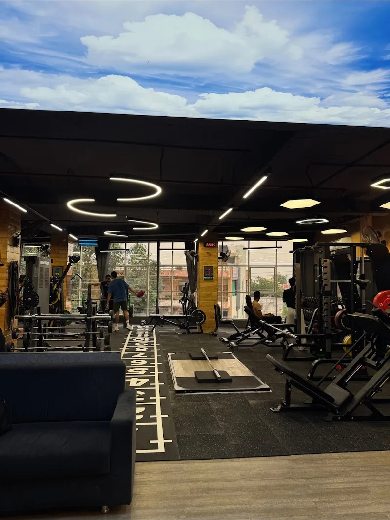Fitboxfitnessstudio premium — Paota