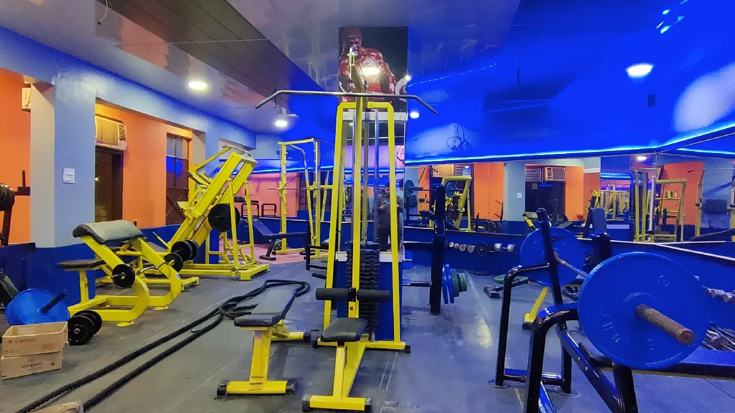 Friends Gym — Standard Gym in Sector 13, Panchkula