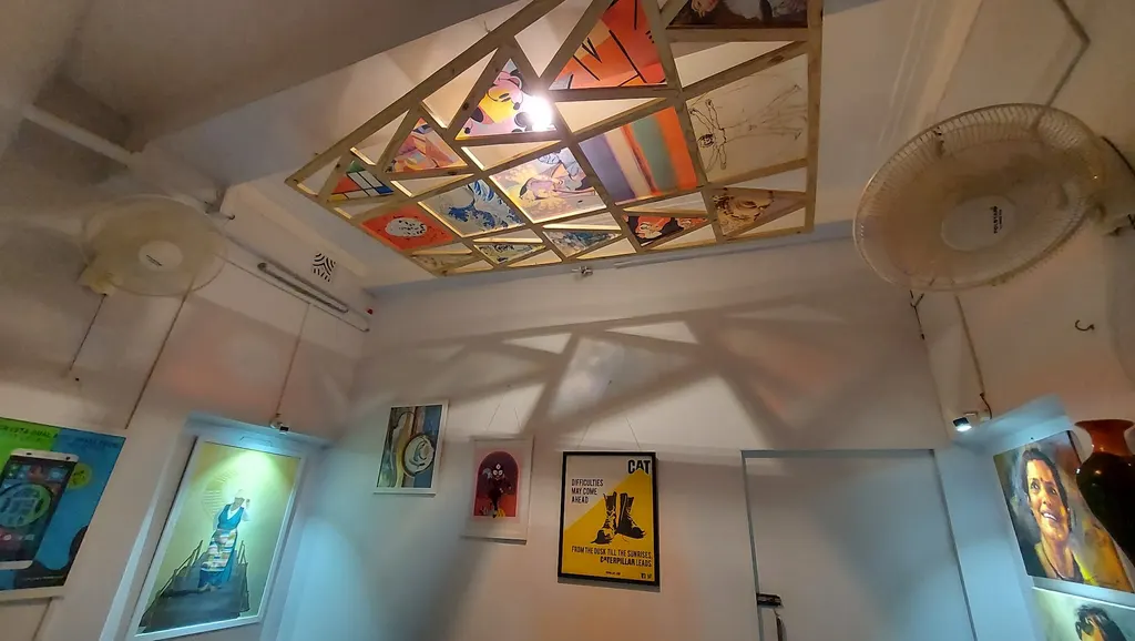Vermilion Art Hub — Art & Craft in Tiljala