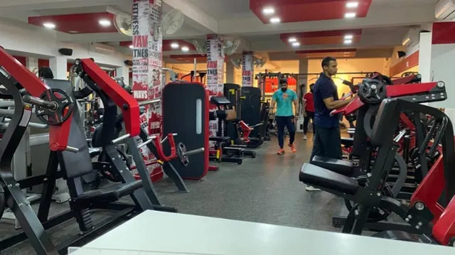 WAVS FITNESS CENTER