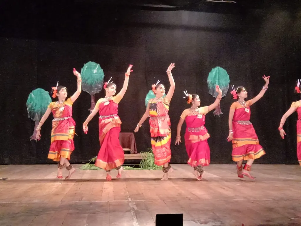 SGS Music &DANCE SCHOOL — Dance in Adikmet