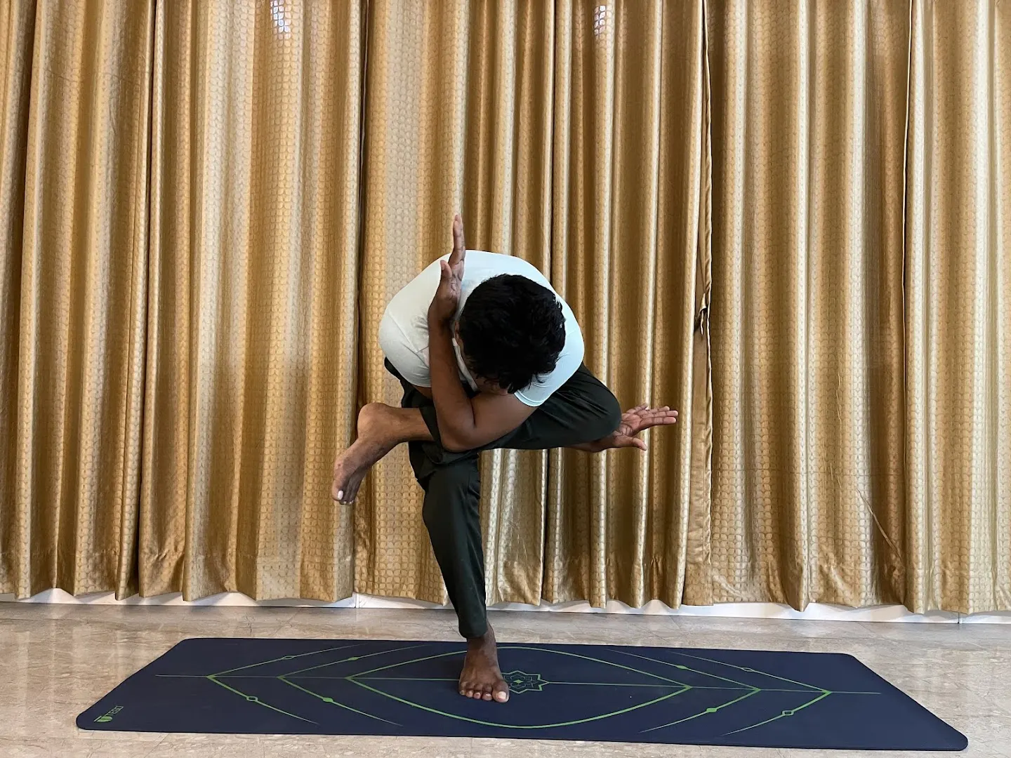Srishti Yoga photo 1