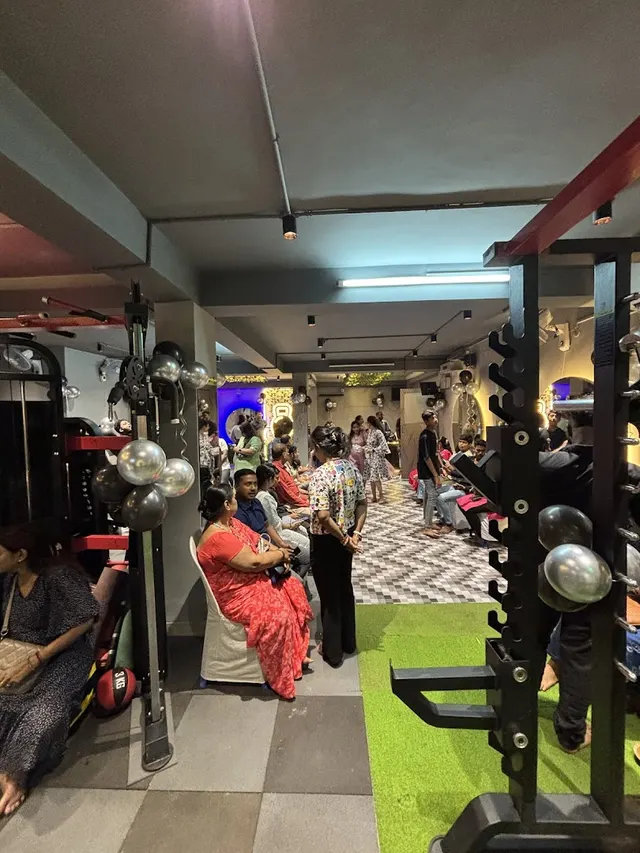 Thunderbolt - The Fitness Zone — Yoga in Bandhaghat