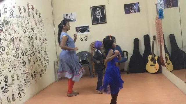 Vijeta Nrityangan — Dance in Khadki