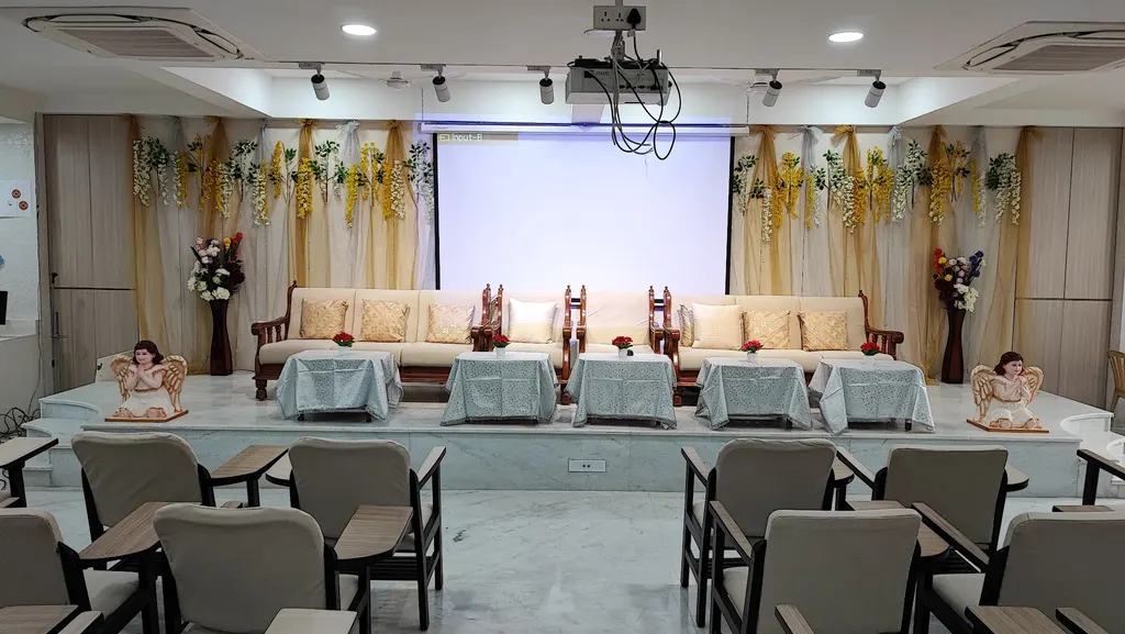 Brahmakumaris Divya Darshan Bhawan — Yoga in Navrangpura