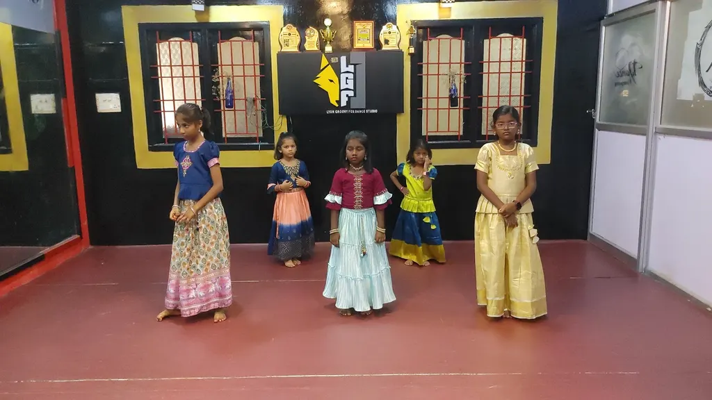 Groovy fox LGF Dance Music studio — Dance in Villivakkam