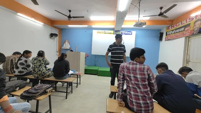 #The best English Speaking Class in Gwalior #The best Competitive English Class — Language in Thatipur