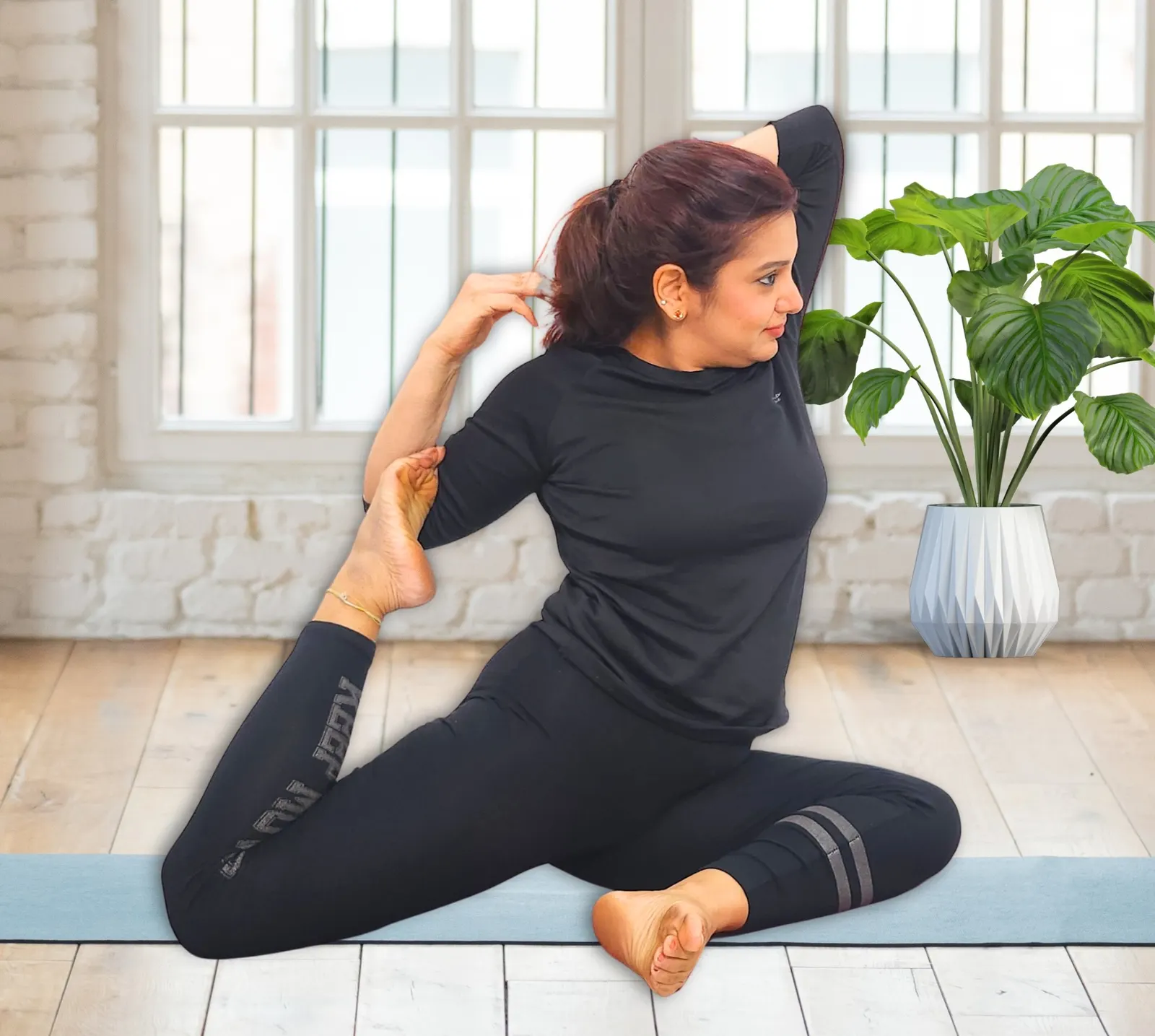 Sohum Yoga Institute- Yoga Classes & Teacher Training in Noida — Yoga in Sector 61, Noida