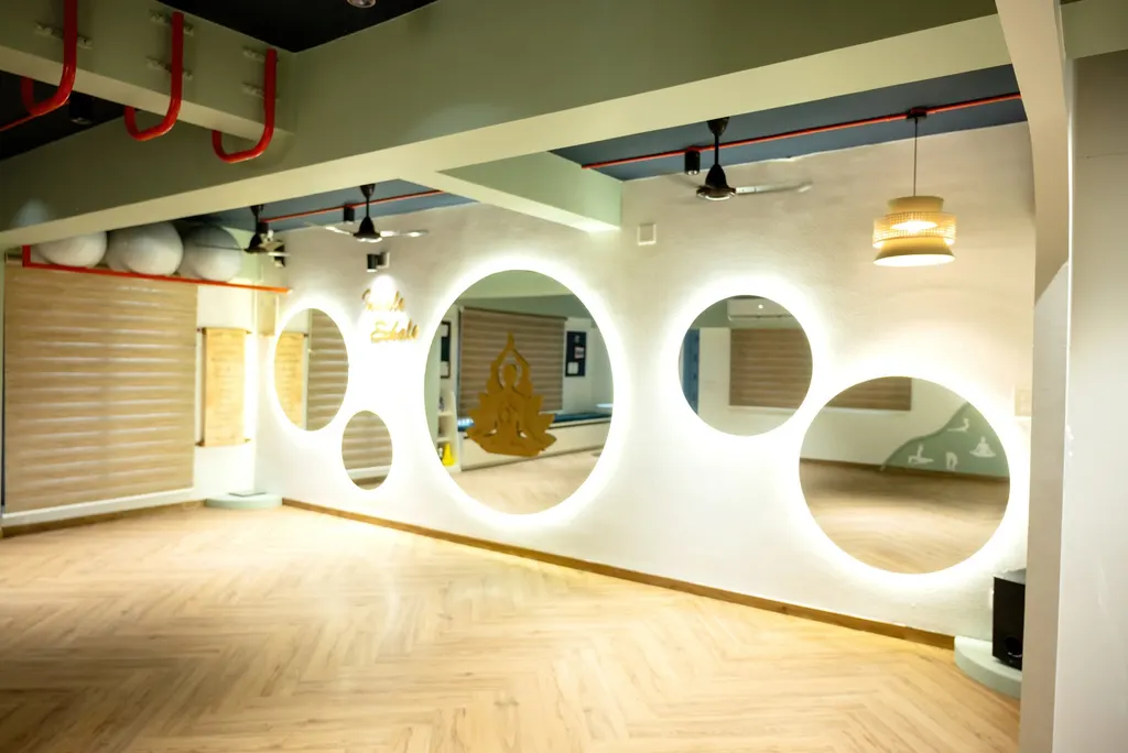 Bhavi Diet & Yoga Hub — Yoga in Naranpura