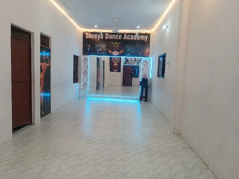 Shreya Dance class photo 1