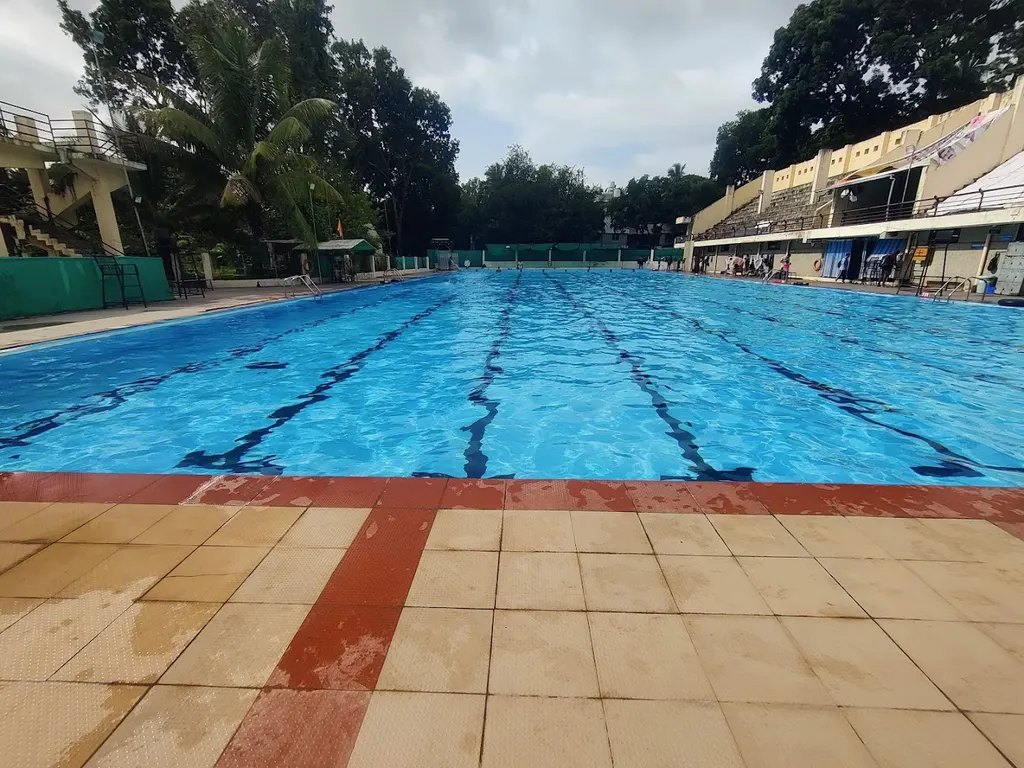 Kamgar Kalyan Kendra Swimming Pool — Swimming in Parvati Paytha