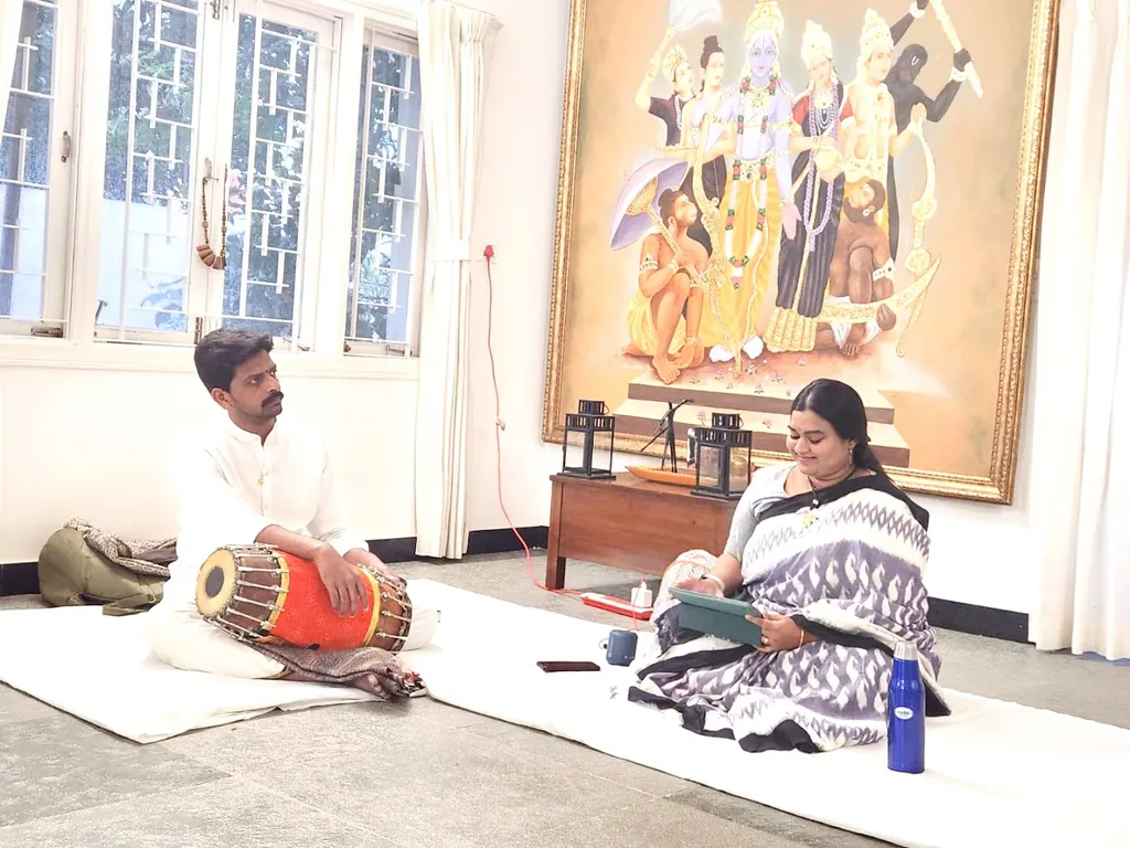 Sivani classical music classes (vocal and violin).Appointment to meet should be booked before 2 hours of the meeting. — Music in Sanath Nagar