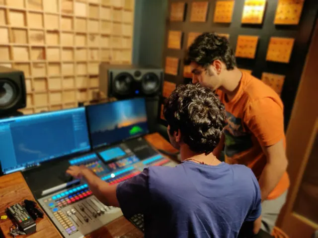 Amplogic Audio Academy — Music in Wakad