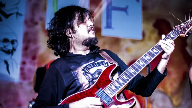 Guitar teacher Kolkata INDIA (Pushpendu Chatterjee) online Guitar Teacher — Music in Beniatola