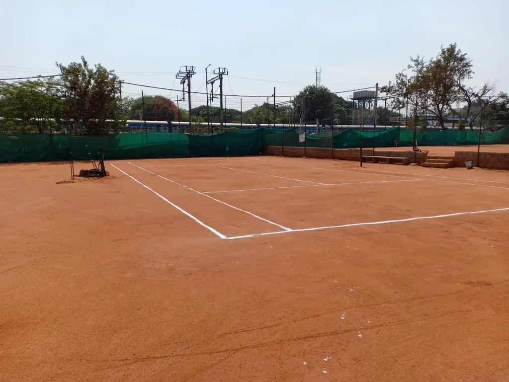 LEO TENNIS ACADEMY — Tennis in Lingampally