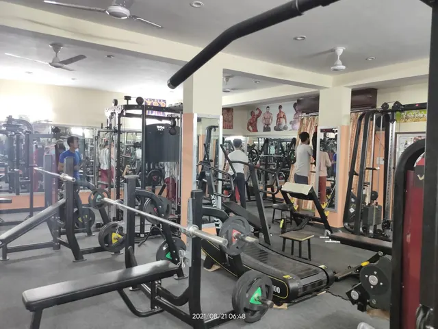 SK GYM AND FITNESS CLUB