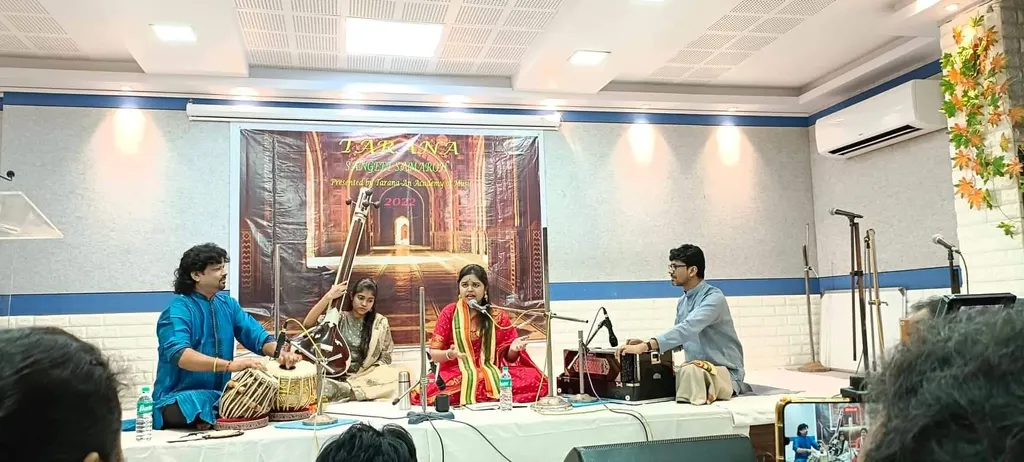 Lahori Banerjee Vocal Music (khayal) — Music in Tollygunge