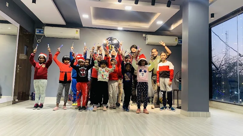 Deepak Tirkey Music & Dance Academy — Dance in Daud Nagar