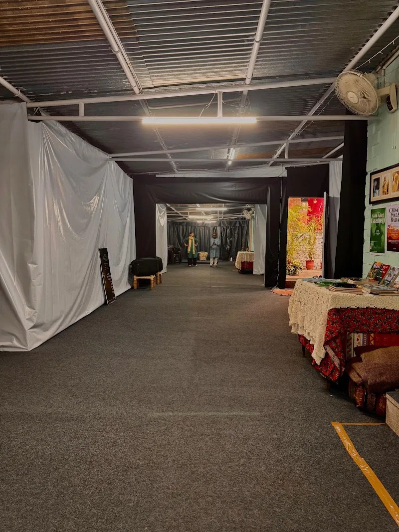 Art India Academy of Performing Arts — Art & Craft in Dalanwala