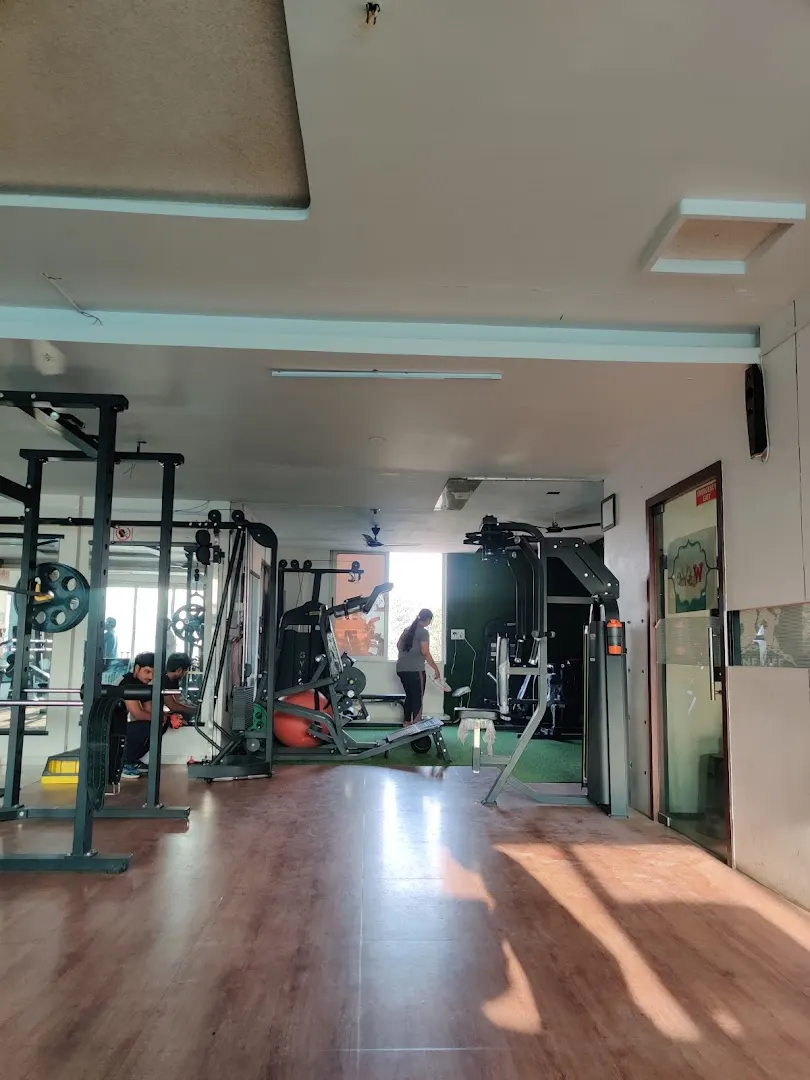 One life fitness — Sector 6