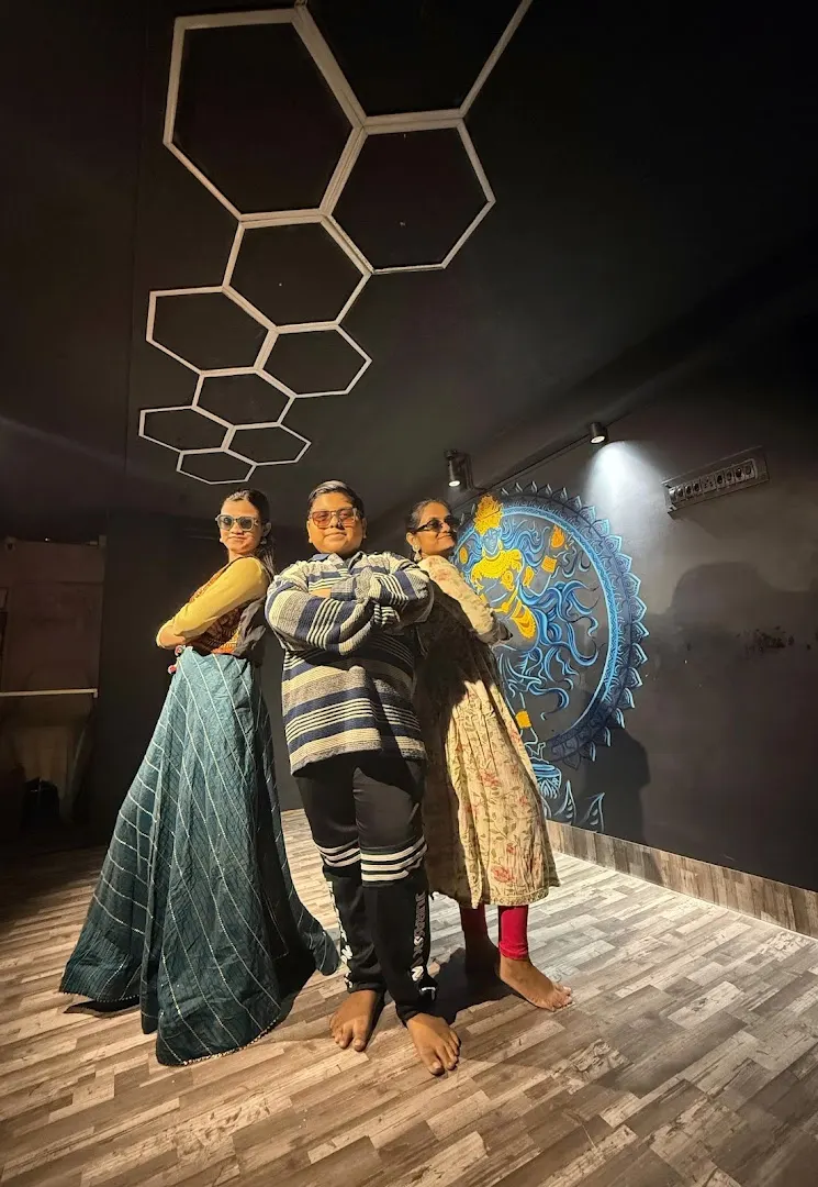 Dona's Dance Co. — Dance in Ganguly Bagan