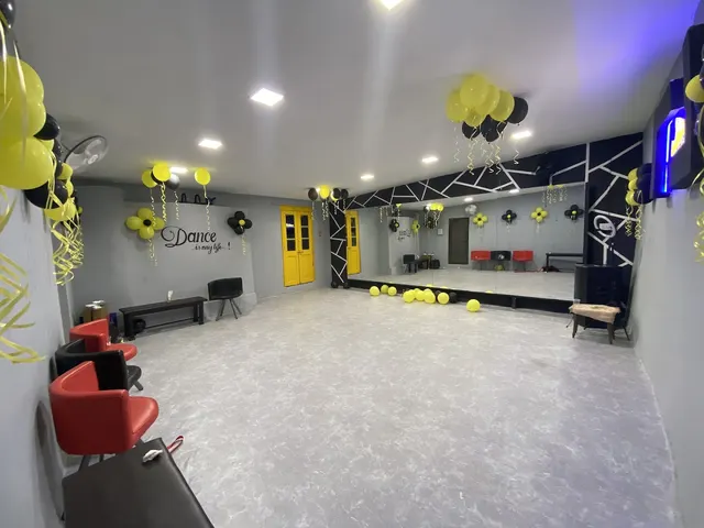 STEP MARK STUDIO — Dance in Camp