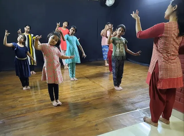 Manipuri Nartanalaya — Dance in Netaji Nagar