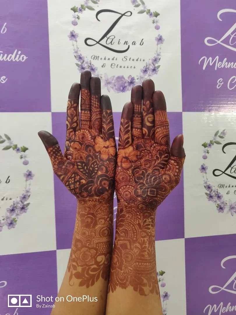 Zainab Mehndi Studio And Classes photo 1