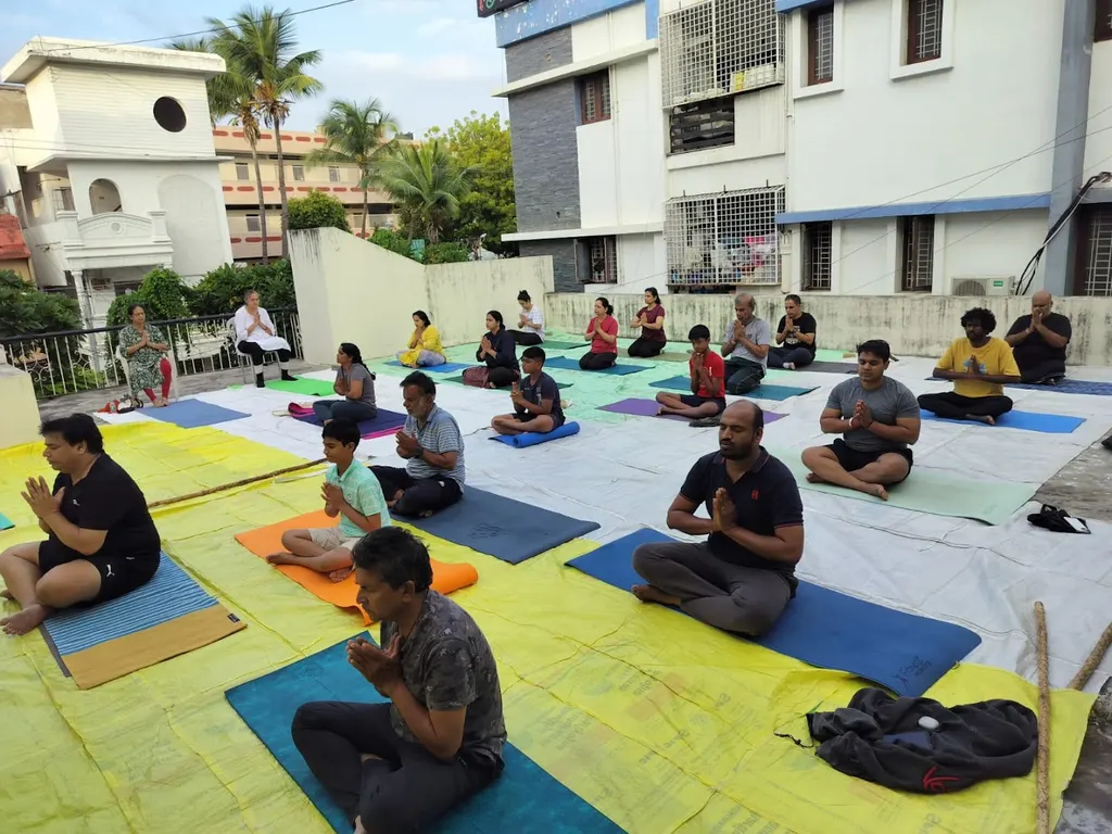 MAHARISHI Yoga Research Center — Yoga in Sainikpuri