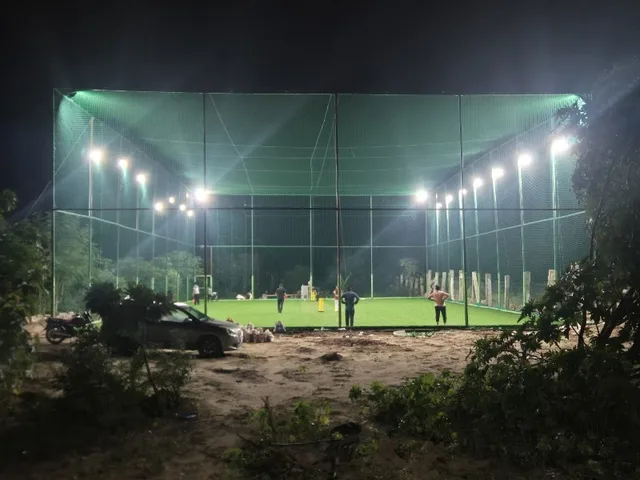 KhelO Box Cricket