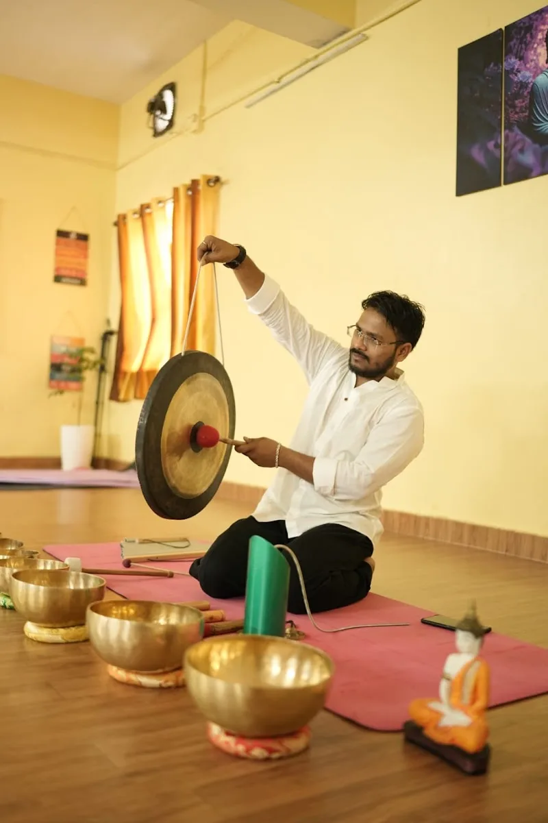 Rishi Yoga — Yoga in Rishi Yoga