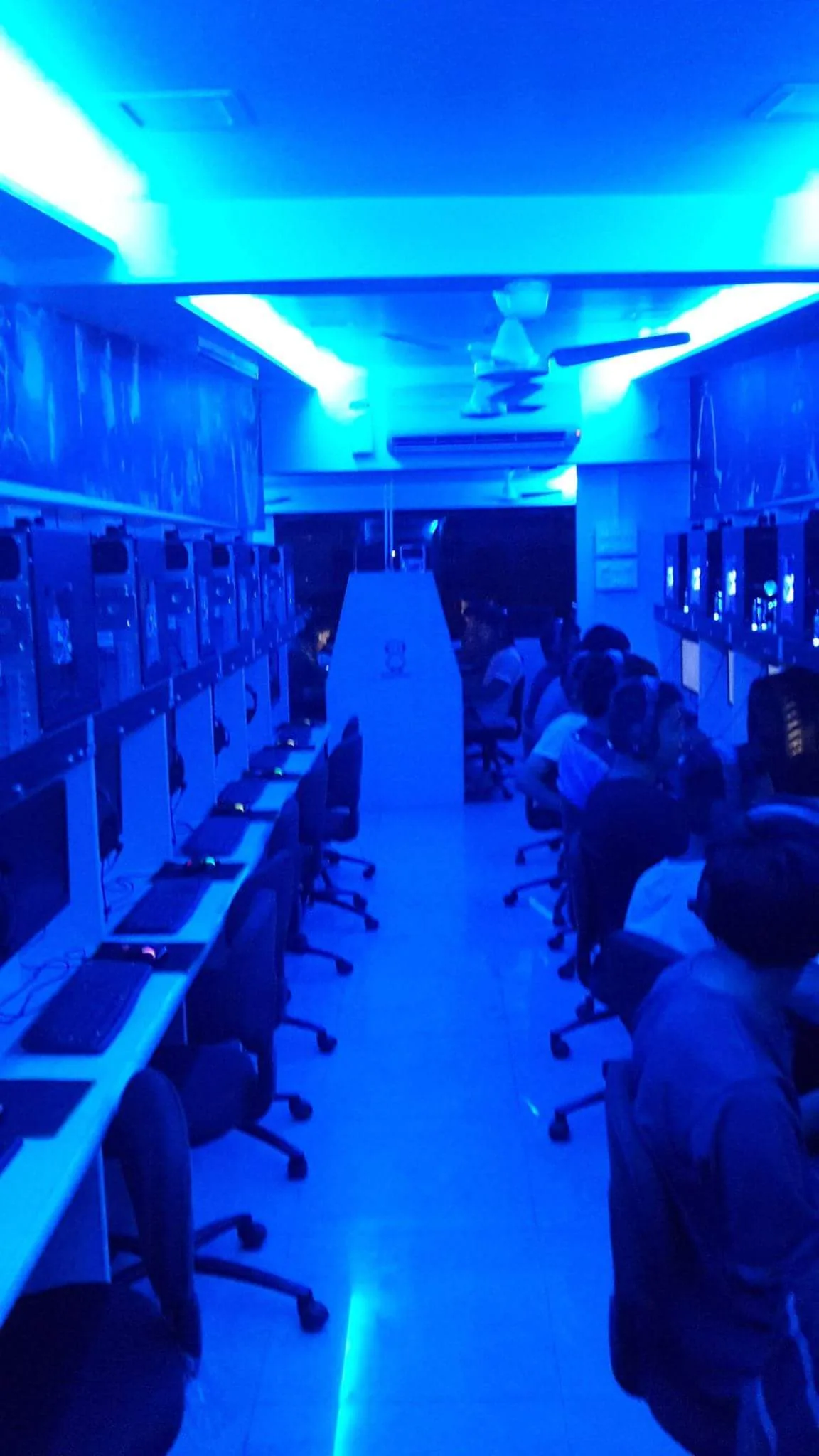 BlueBot Gaming & Cyber Cafe — Game Zones & Arcades in Dadar, Mumbai