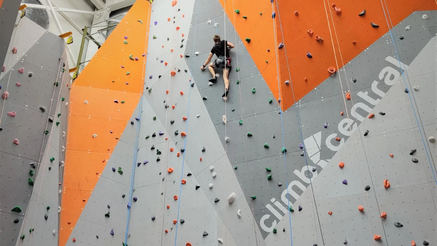 Climb Central Delhi — Outdoor Adventure Facilities in DLF Phase 1-3, Gurugram