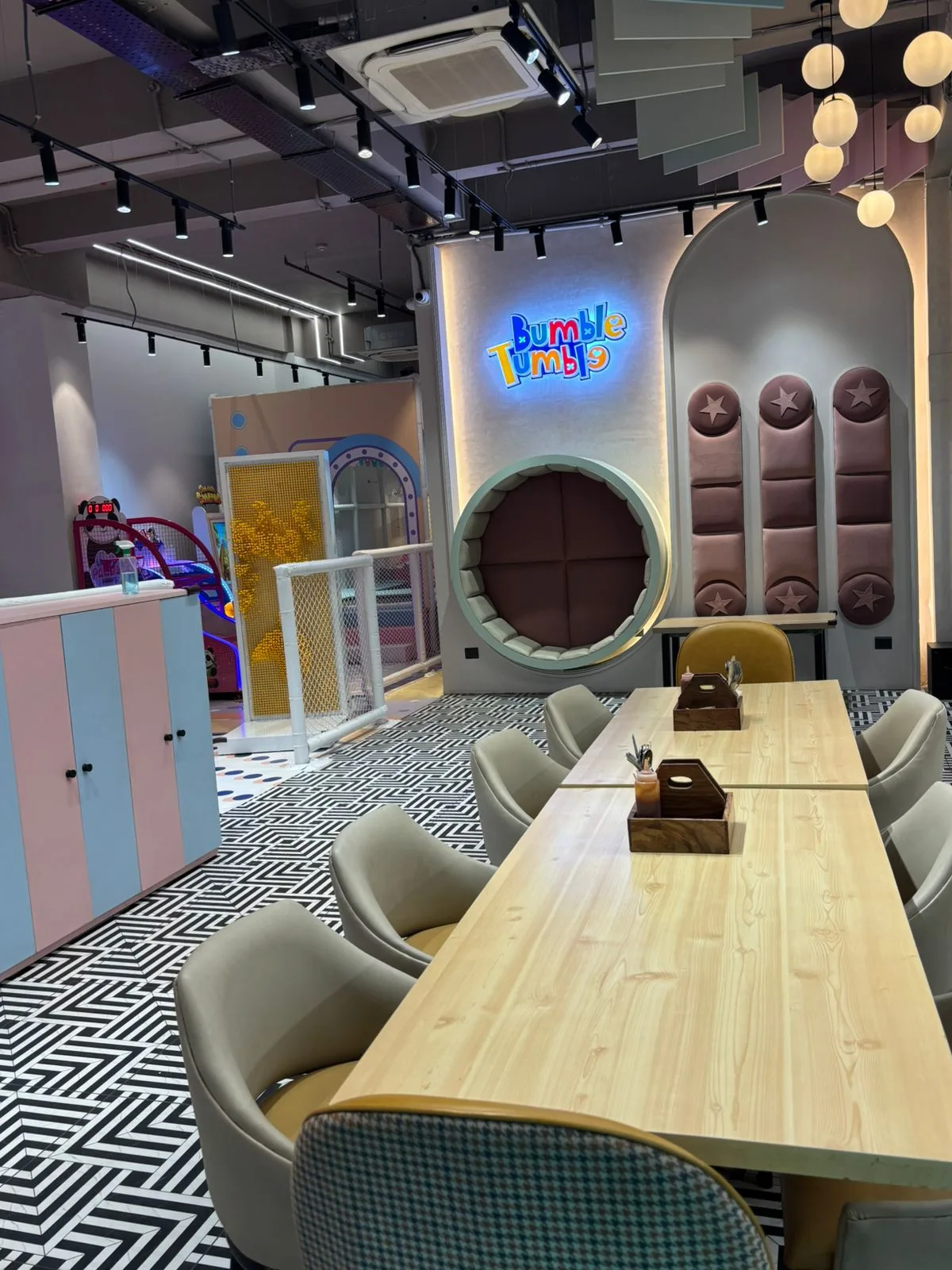 Bumble Tumble Privè - Indoor Soft Play Zone for Kids — Children's Indoor Play Zones in Sohna Road, Gurugram