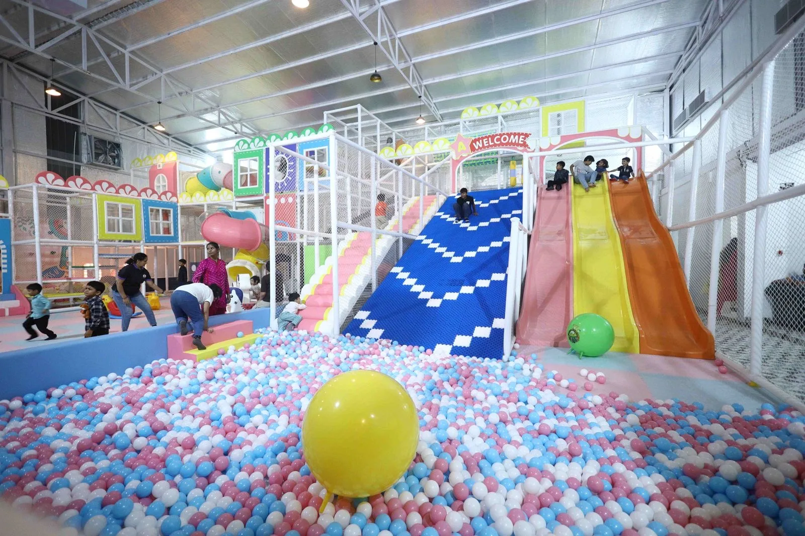 Dreamcatchers — Children's Indoor Play Zones in Sector 1-18, Noida