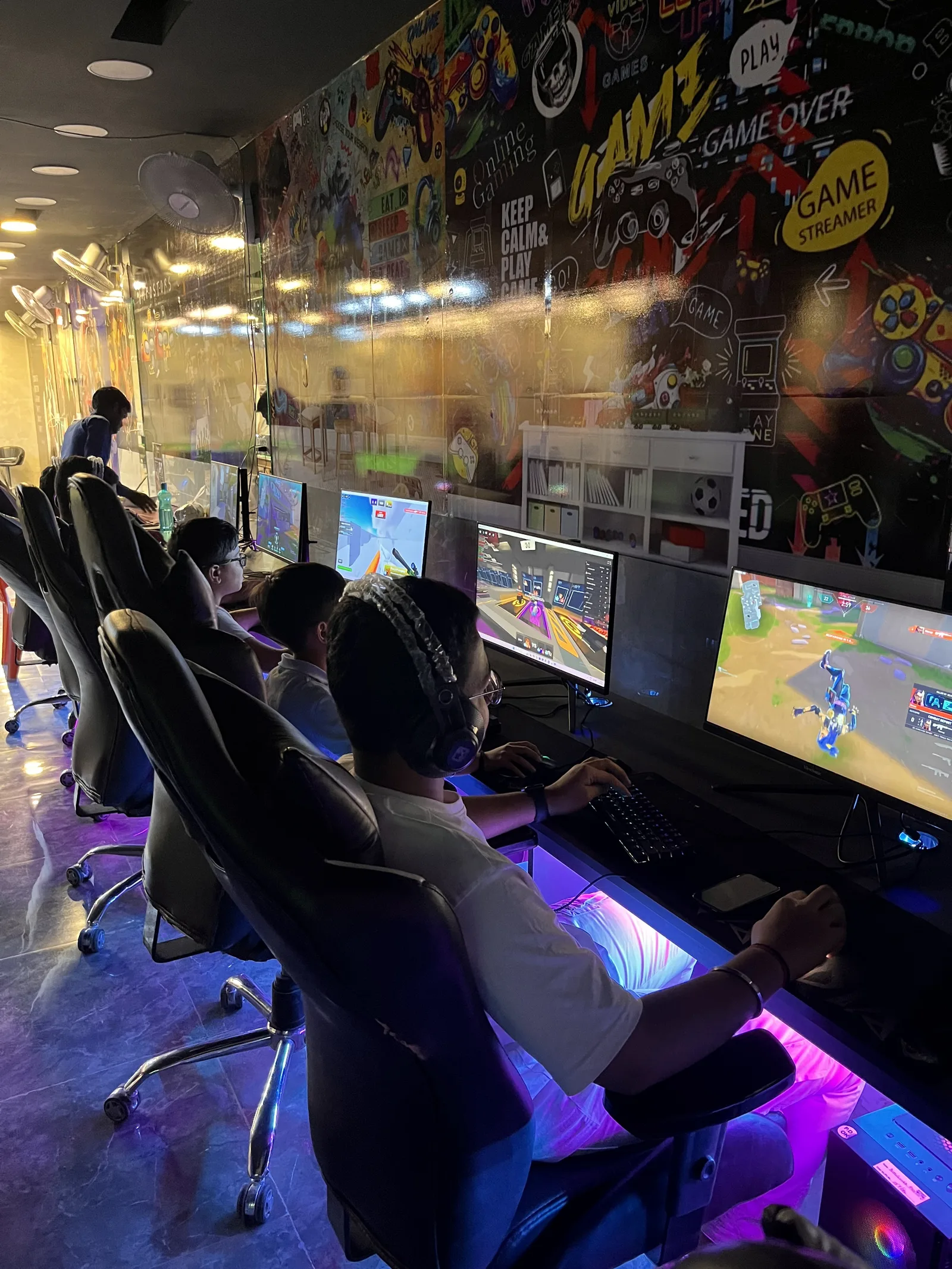RampUp Gaming Café — Game Zones & Arcades in Patel Nagar, Delhi